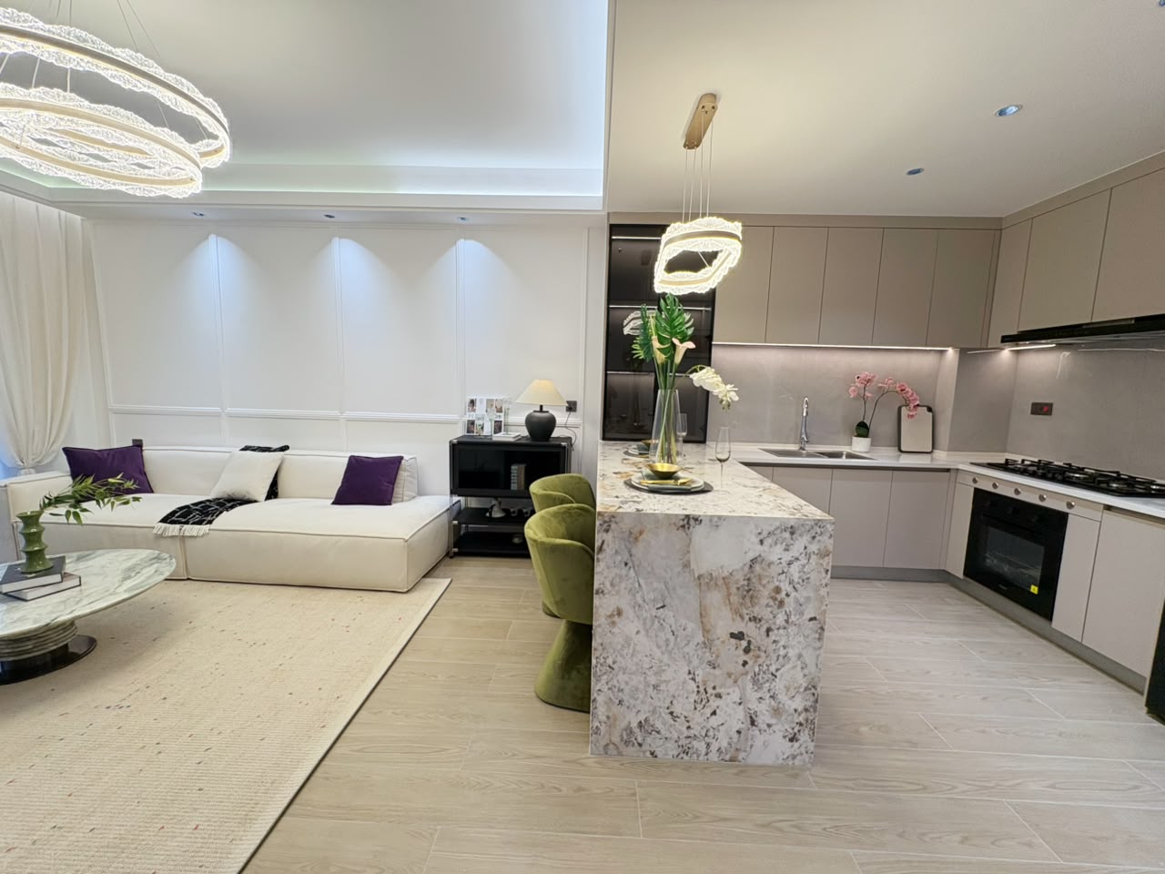 Capital Heights Apartments, Studio, 1, 2 & 3 Bedrooms Aparment.