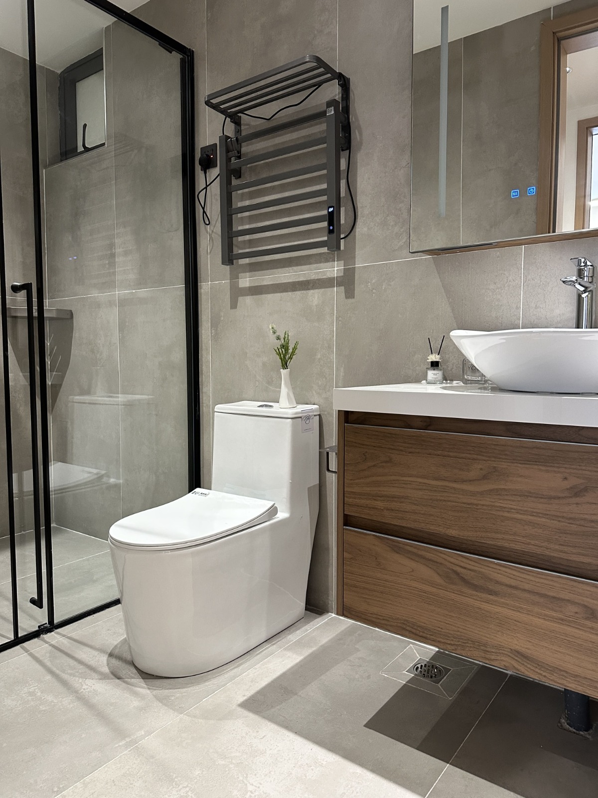 Atreus Brookside | 1, 2 & 3 Bedroom Apartments Along Brookside Grove
